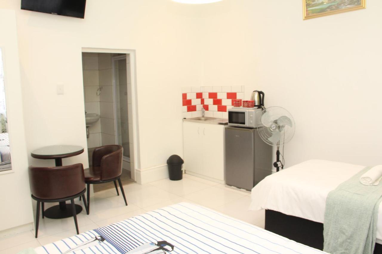Aparthotel Premier 2*